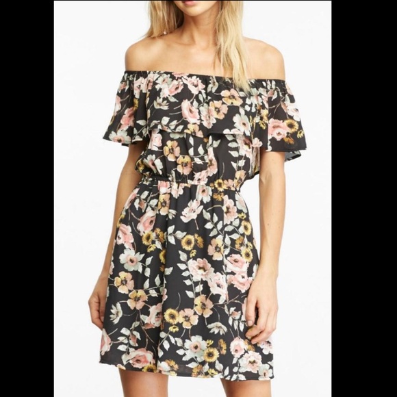 Cupcakes & Cashmere Trenton Floral Off The Shoulder Mini Dress Size Medium - Picture 2 of 6